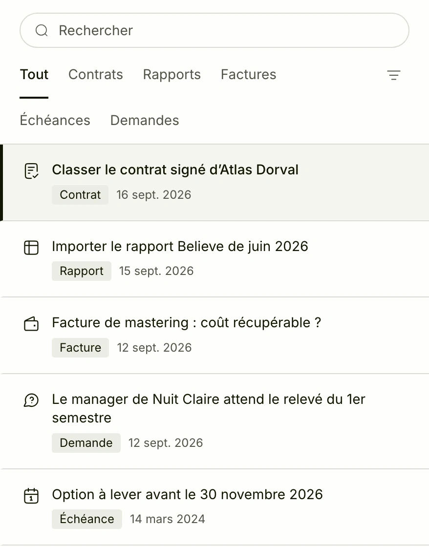 La liste « À traiter » : un contrat, un rapport, une facture, une demande, une échéance.