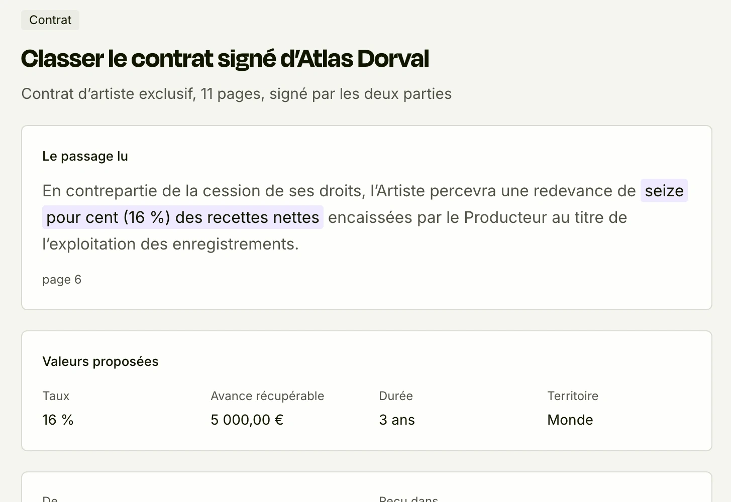 Un contrat lu par l'IA : le passage cité, puis le taux, l'avance, la durée et le territoire proposés.